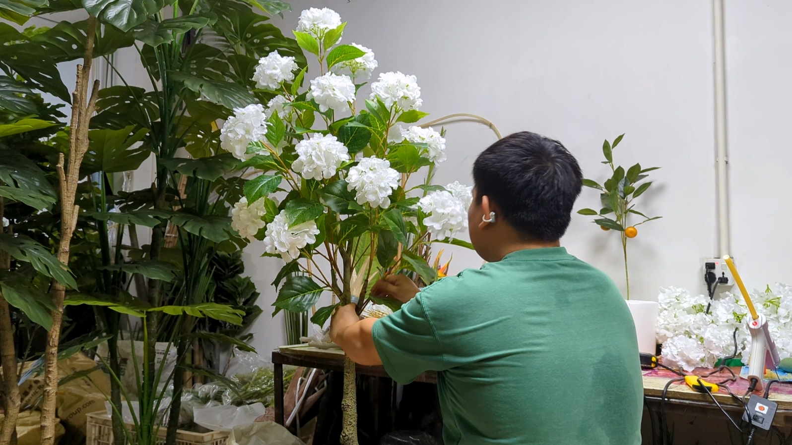 Production Diary #39 | Workshop Journal: Fine-Tuning a New Hydrangea Design Inside Our Sample Studio