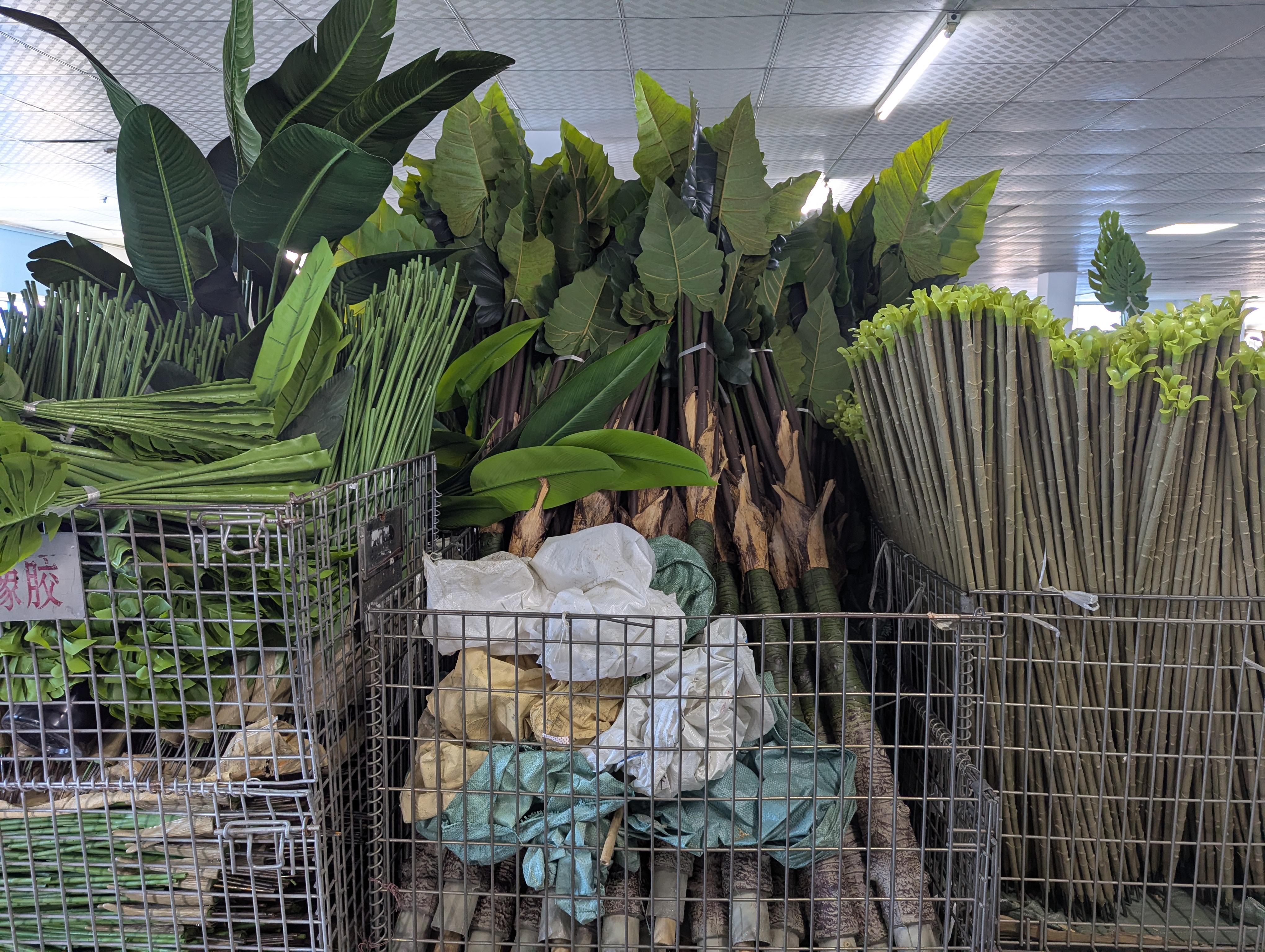 Production Diary #43 | Workshop Journal: Manual Assembly of Large-Leaf Foliage Components in Our Main Staging Bay